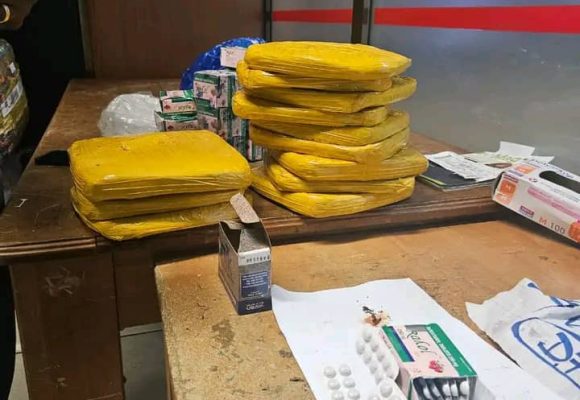 Gabon : Interception de 12 kg de cannabis et 1 800 comprimés de tramadol